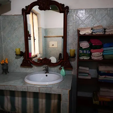 Gasthof Room In Guest Room - 1St Private Room On The Ground Floor With Use Of The Swimming Pool And Shared Services