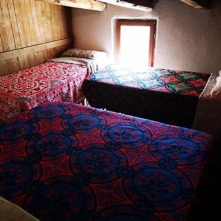 Gasthof Room In Guest Room - 1St Private Room On The Ground Floor With Use Of The Swimming Pool And Shared Services